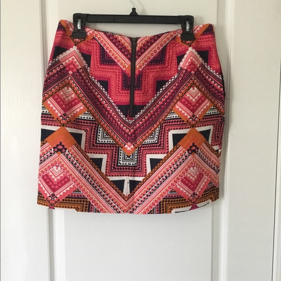 Merona Size 12 mini skirt - Picture 2 of 2